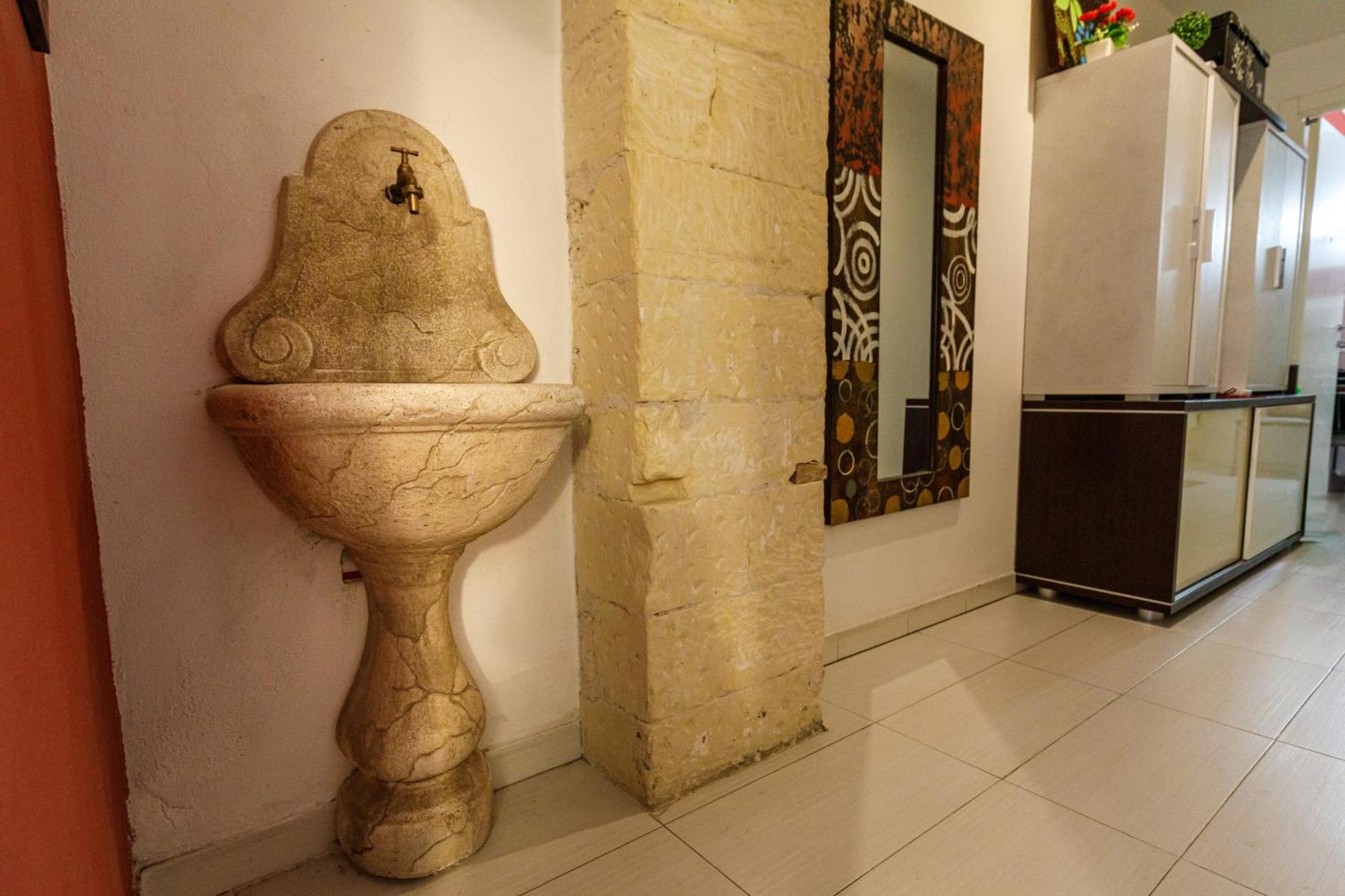 Onlyrooms II - Old Town & Typical Food Cagliari Luaran gambar