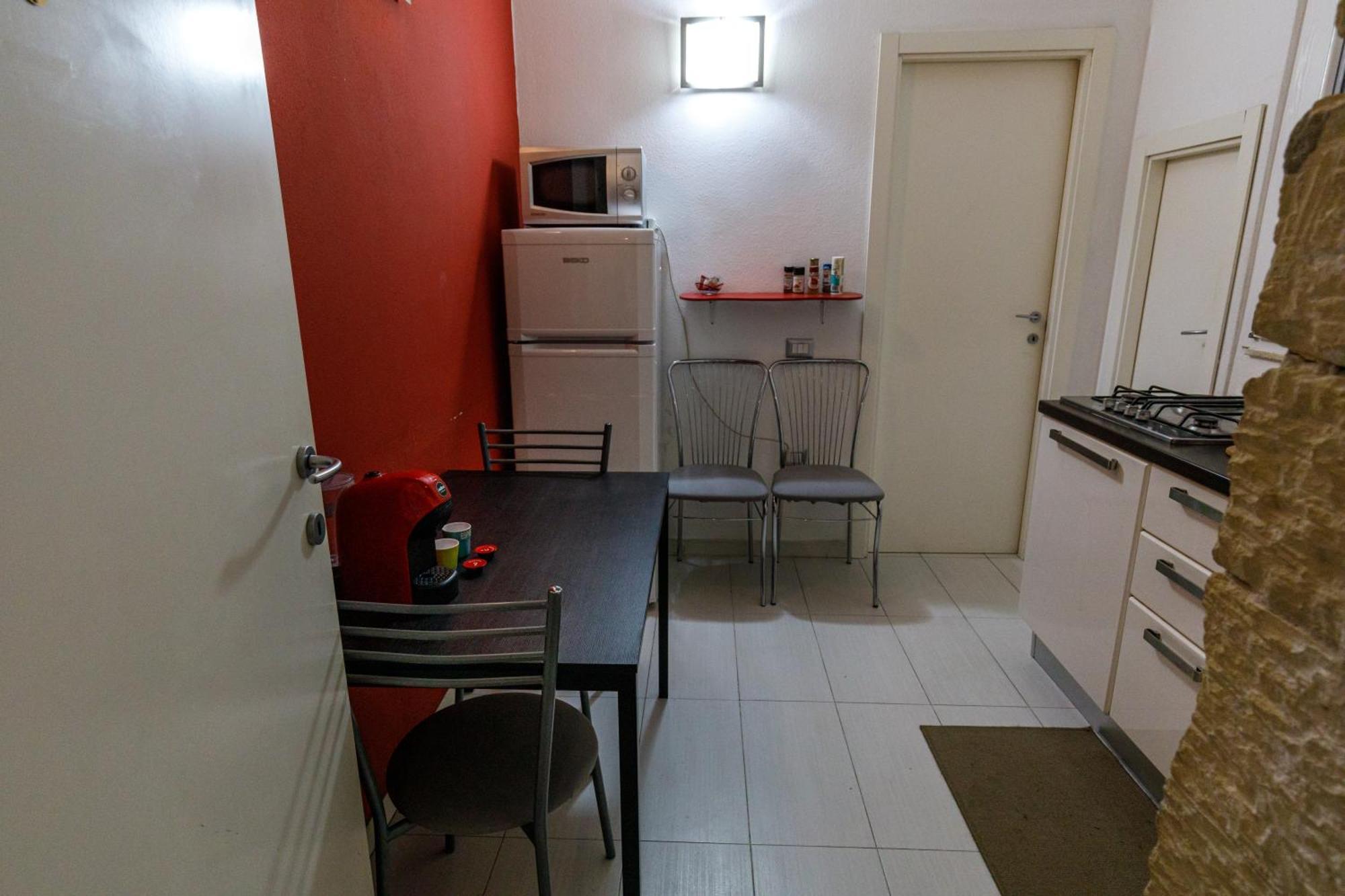 Onlyrooms II - Old Town & Typical Food Cagliari Bilik gambar