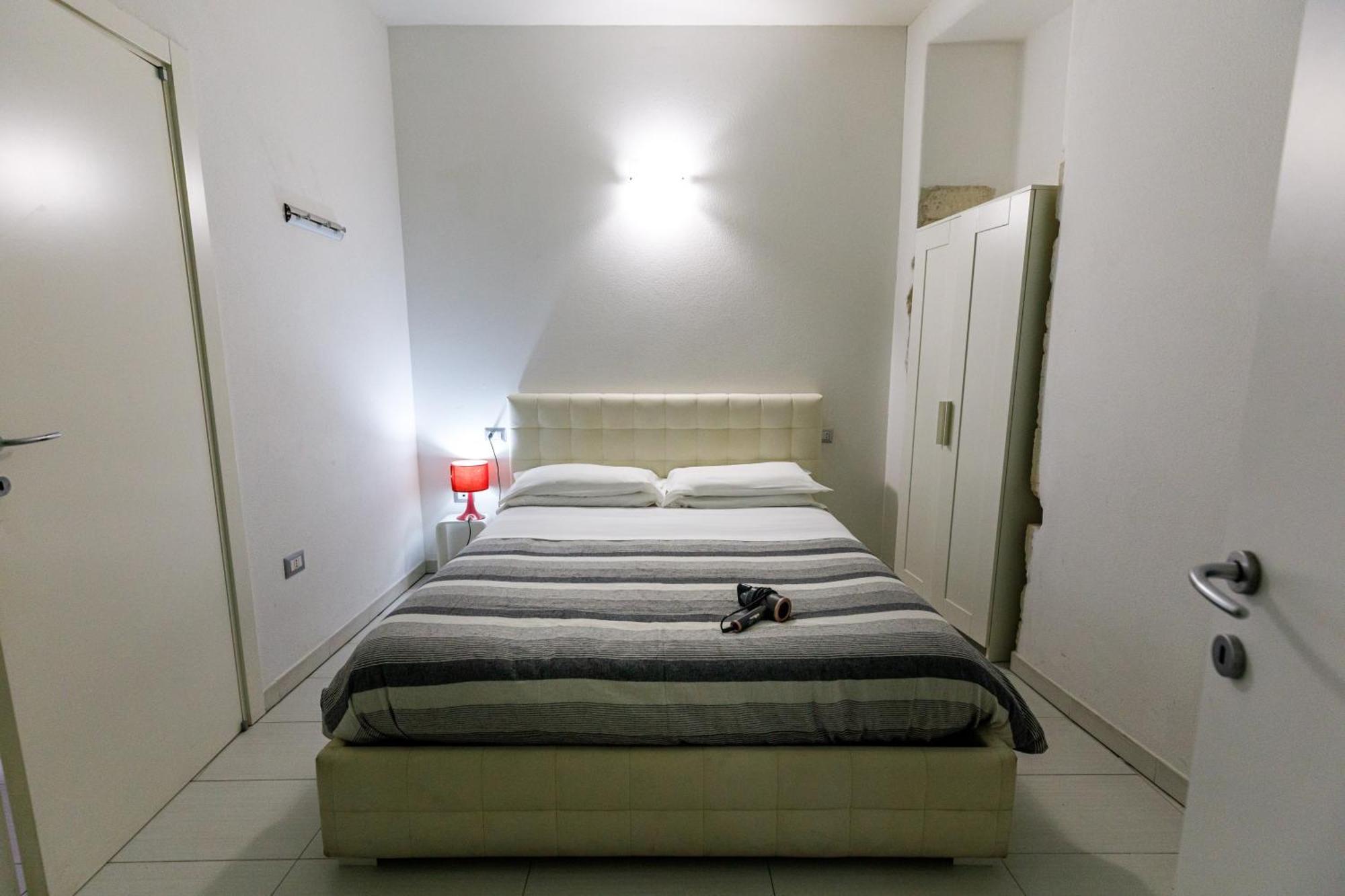 Onlyrooms II - Old Town & Typical Food Cagliari Luaran gambar