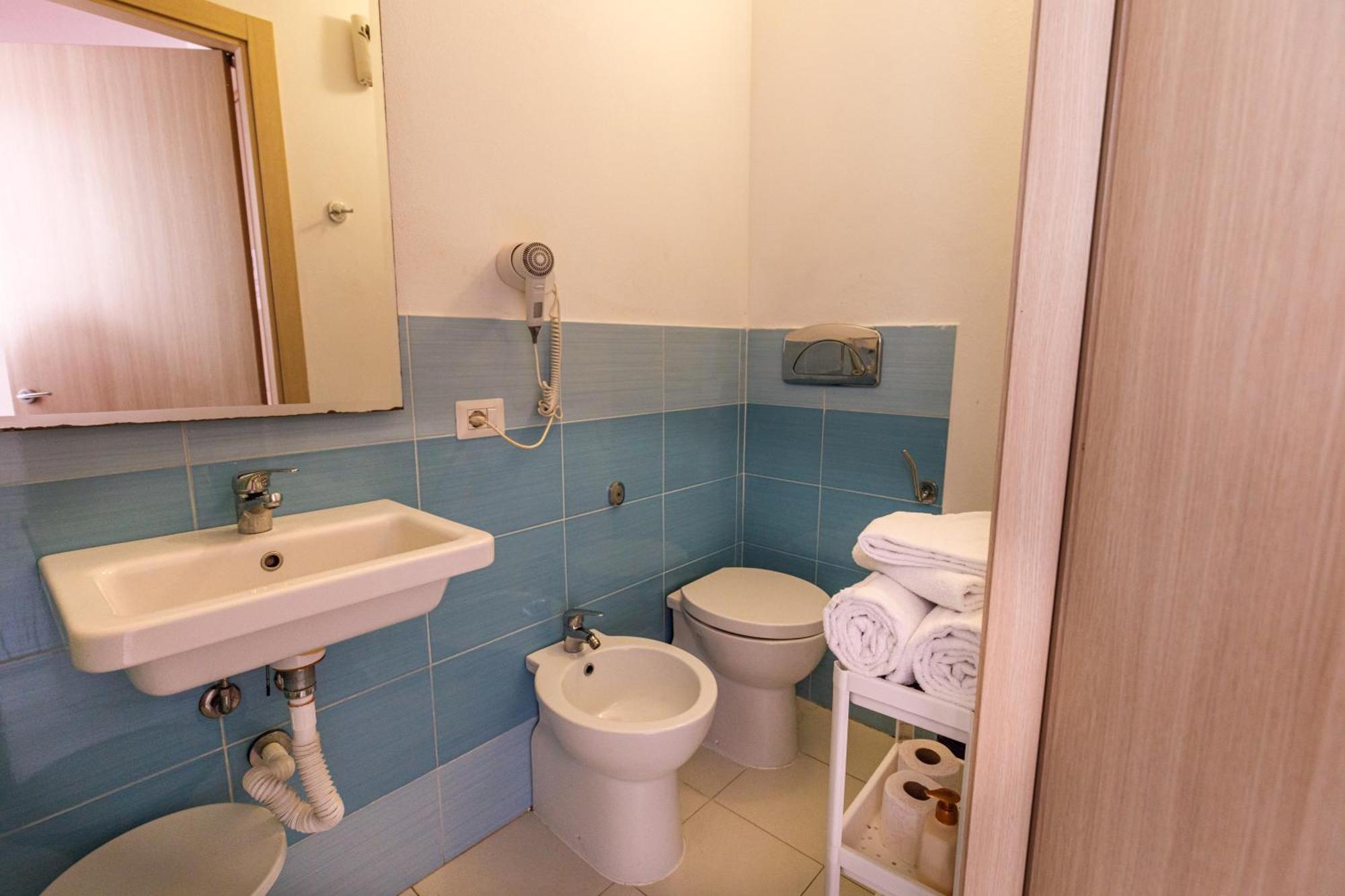 Onlyrooms II - Old Town & Typical Food Cagliari Bilik gambar