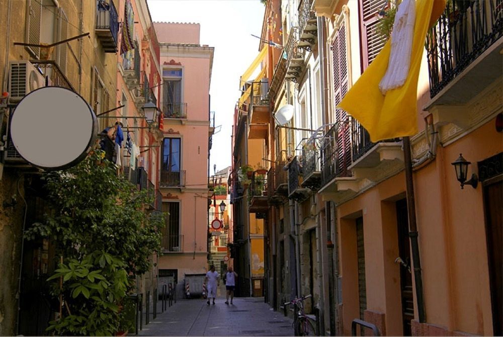 Onlyrooms II - Old Town & Typical Food Cagliari Luaran gambar